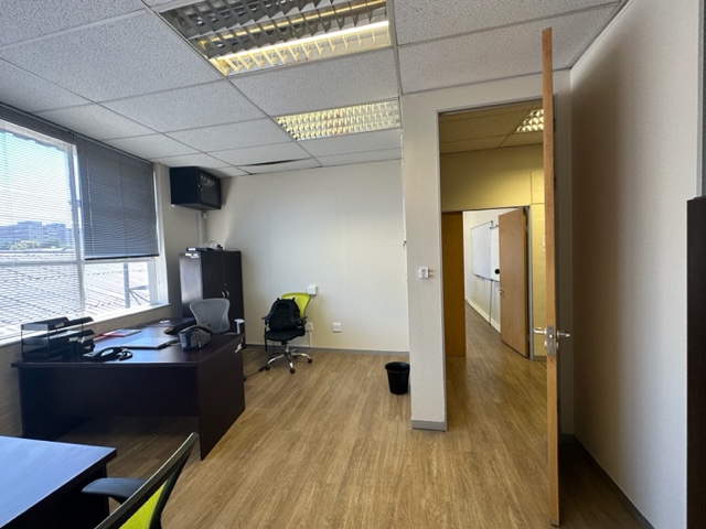 To Let commercial Property for Rent in Mowbray Western Cape